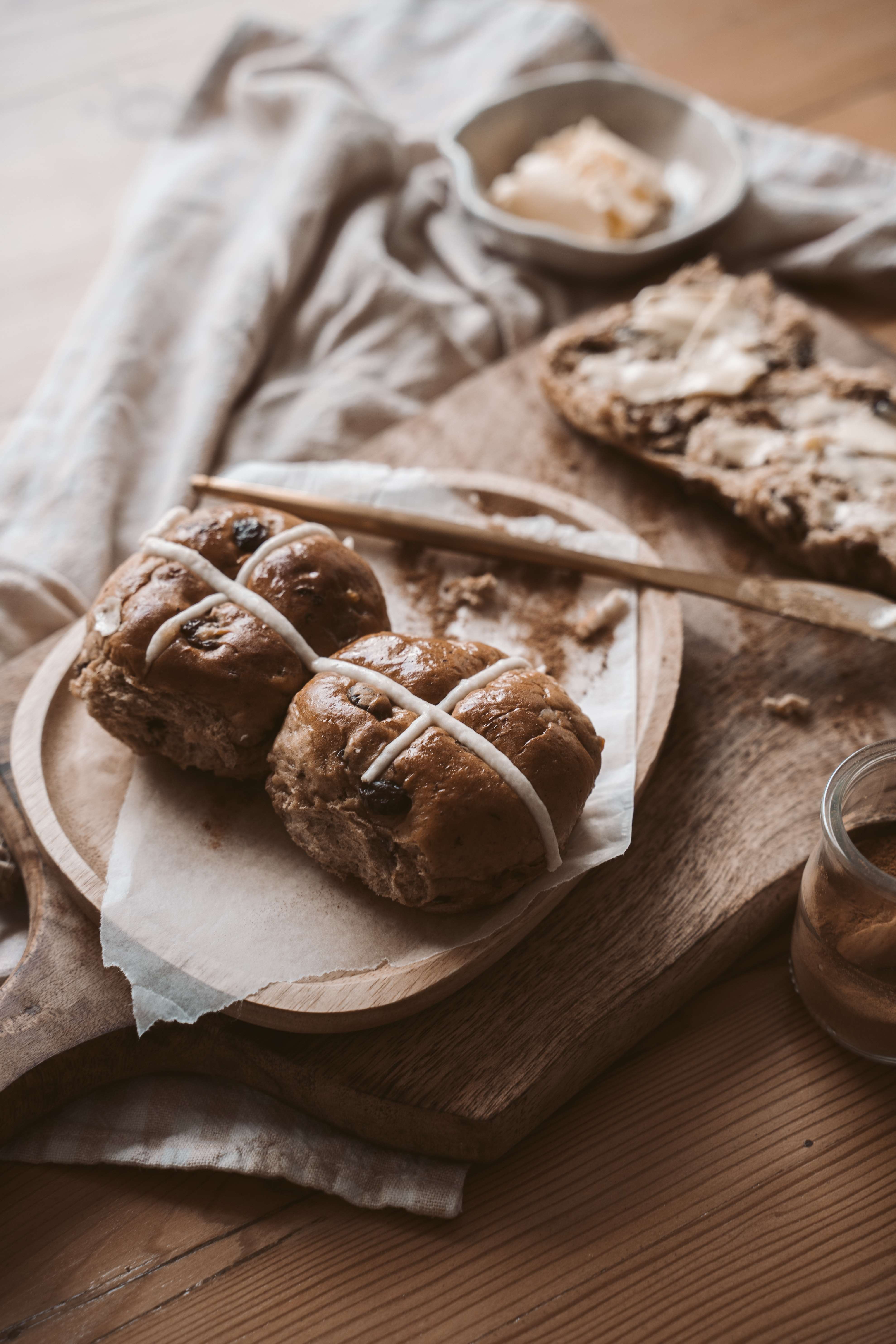Hot cross buns
